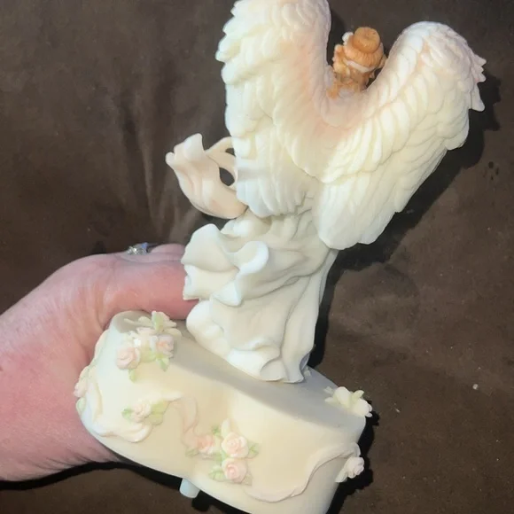 “Seraphim Classics” Hope “Light In The Distance” Musical Figurine - Picture 5 of 7